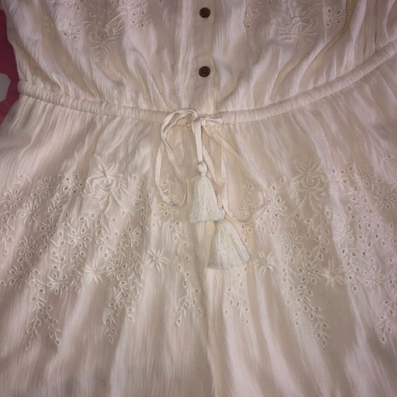 American Eagle Off The Shoulder Romper - Picture 4 of 6